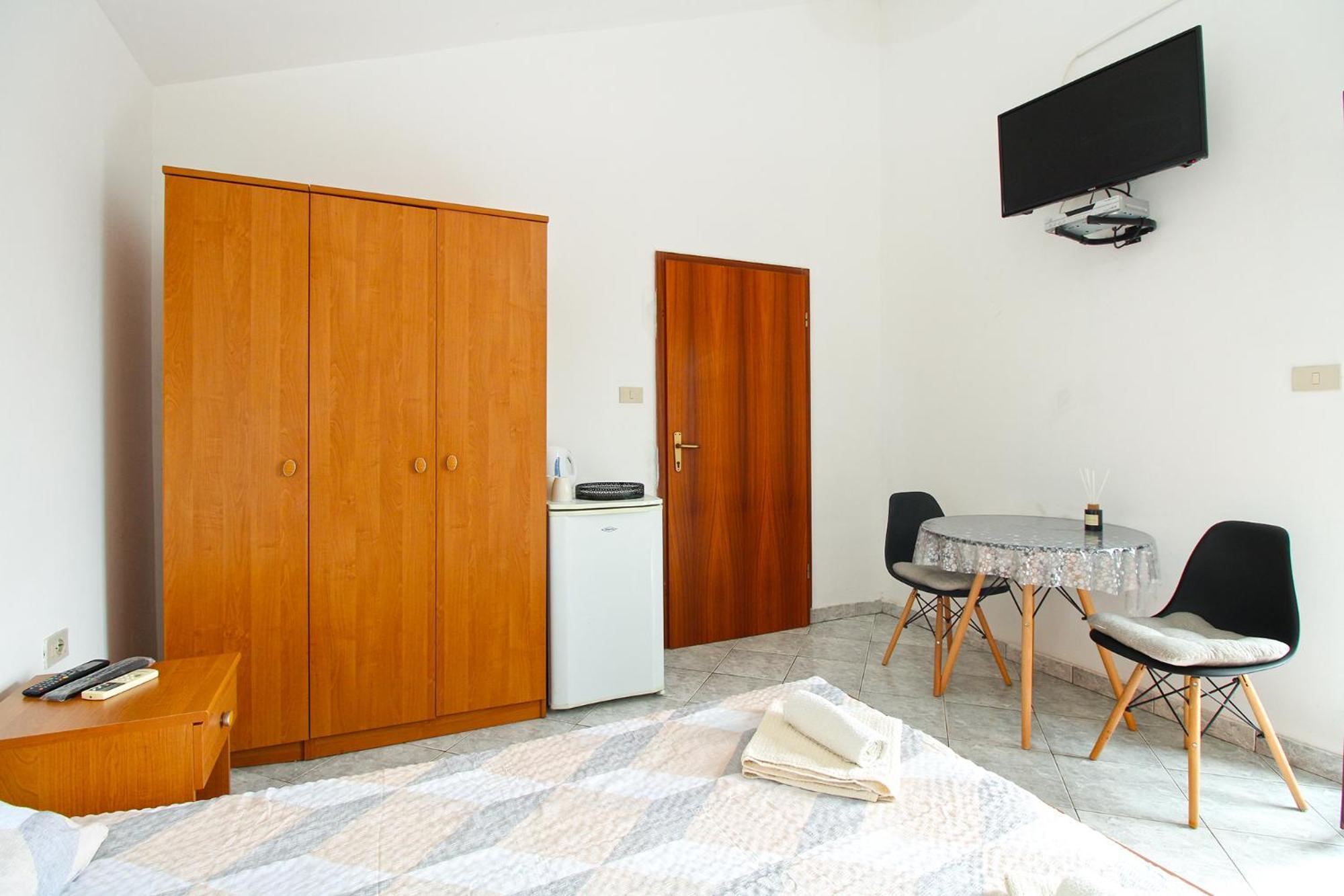 Apartments And Rooms Stoja Pula 1864 Екстериор снимка